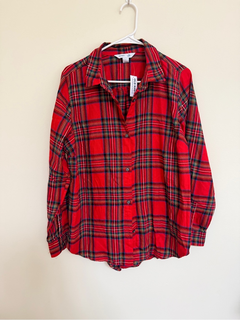 Old Navy Woman’s Large Classic Fit Long Sleeve holiday Plaid Button up NWT